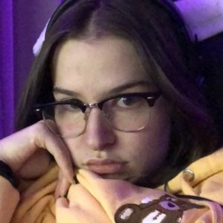 Sadieknox nice actress pictures