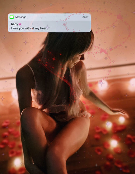 aquaticblonde sex pornstar picture