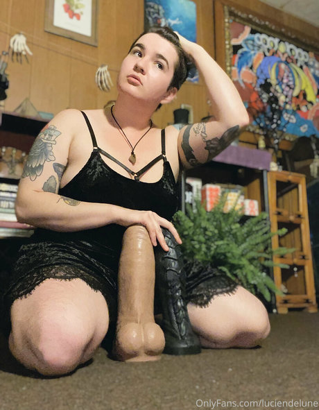 luciendelune free actress pics