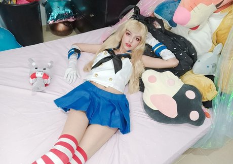 Ririko Koro erotic actress photos