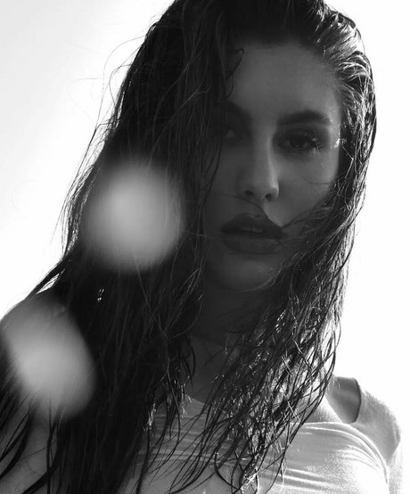 Bethanylydiaa high quality model image