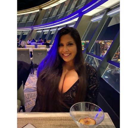 Vanessa Romero pornstar hot gallery