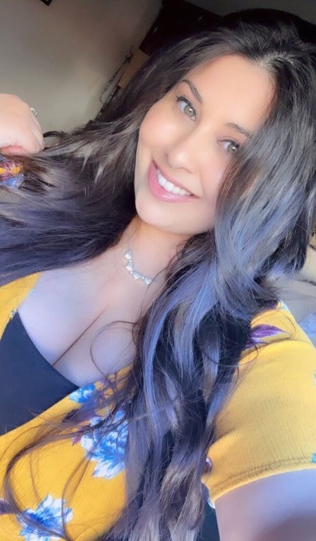 Vanessa Romero sexy actress picture