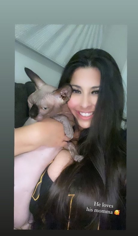 Vanessa Romero pornstar exclusive pictures