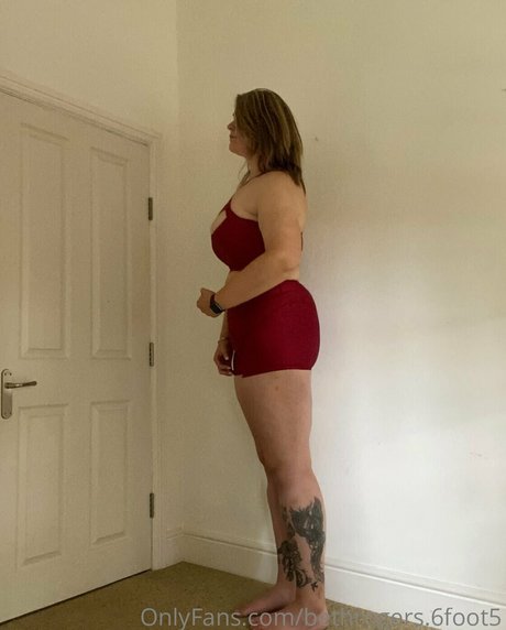 amazonbeth 6foot6 nude pornstar gallery