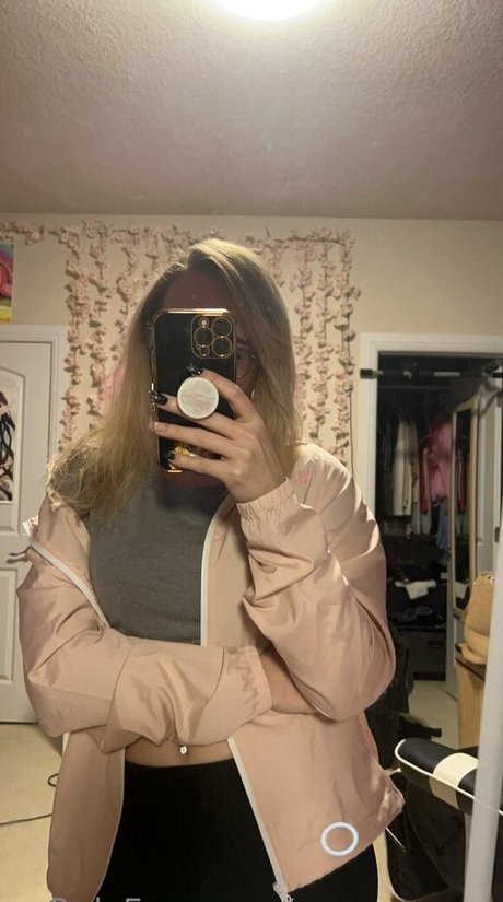 carmennem model hot photo