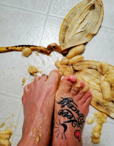 lovefiercelyfeet exclusive pornstar pics