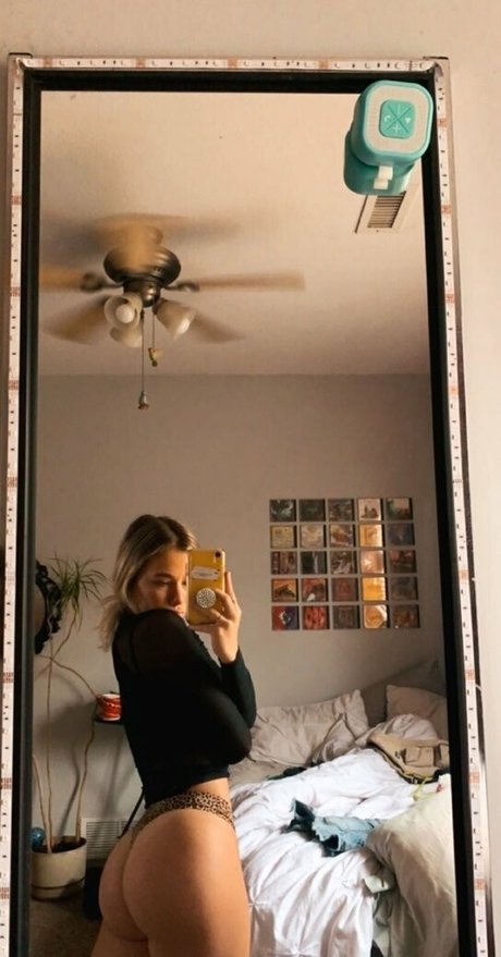 Joselle Courchaine nudes model galleries