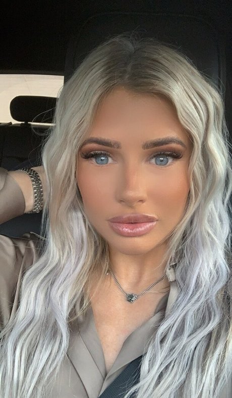 Caitrhx pretty actress images