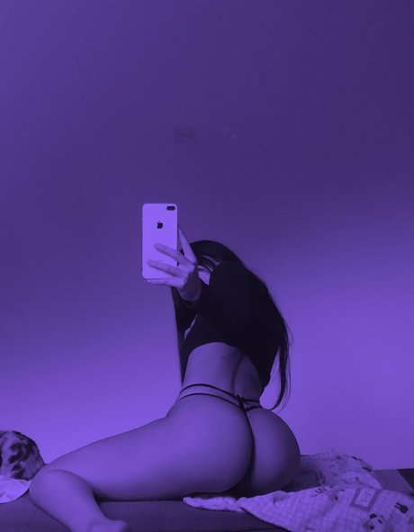 __tsunamy adult model photo