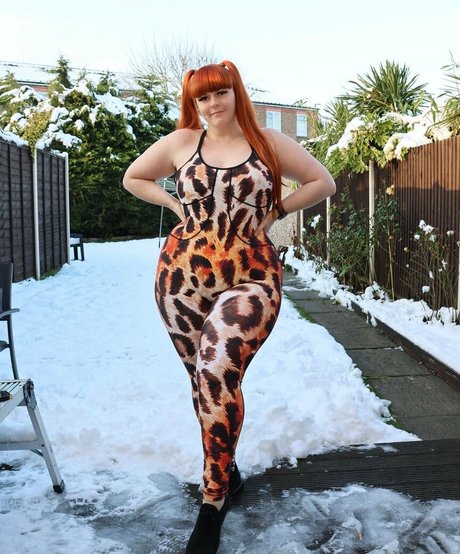 nlhfit model erotic photo