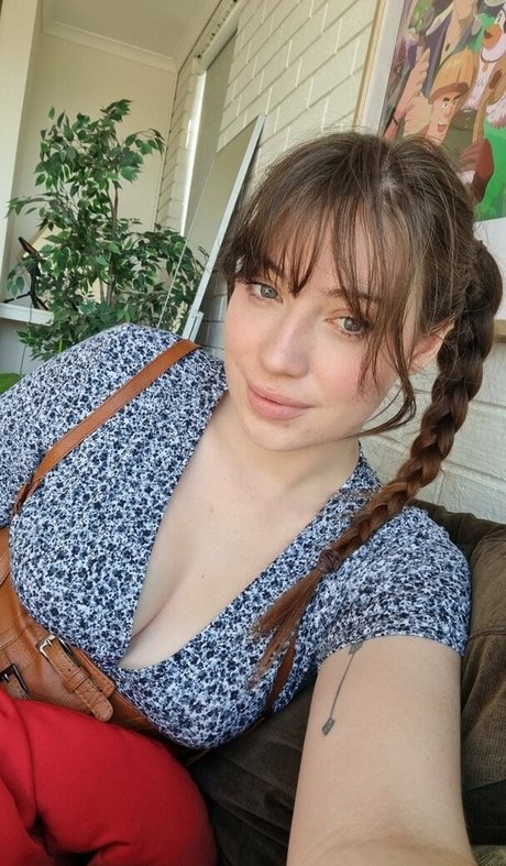 Knightsinclair best actress img