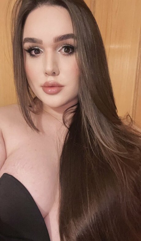 Yasmin Bianchi beautiful actress pics