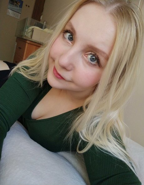 aestheticusernameuwu naked star gallery