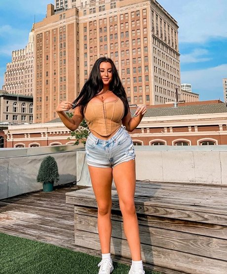 kitty onlyfans pretty pics