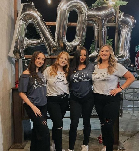 Olivia O sex actress image