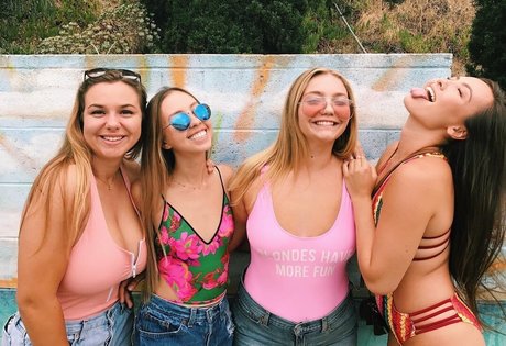 Julia G high quality actress pictures