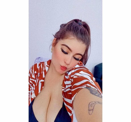 Cyntia K nice pornstar pics