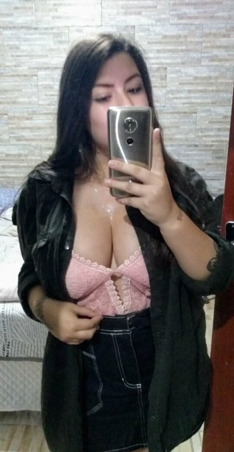 Cyntia K naked star pic