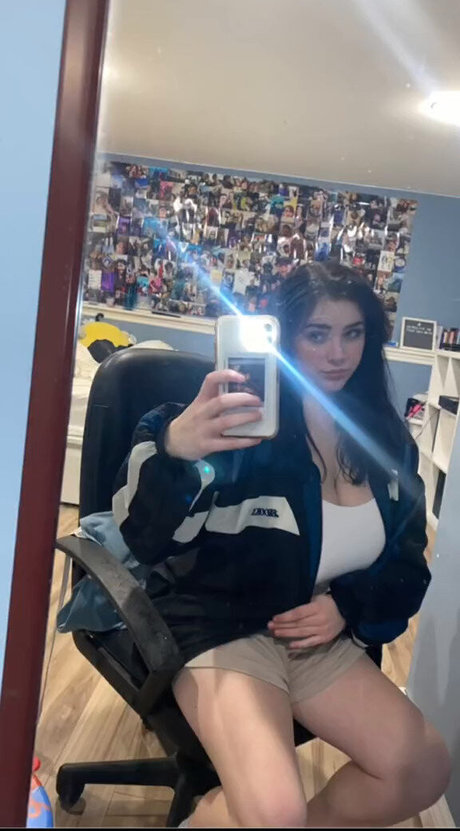 Kenzie A art star pictures