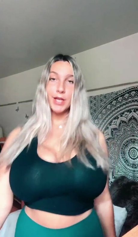 Livipip beautiful pornstar pictures