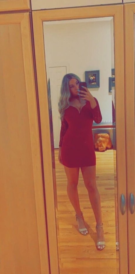 Livipip pornstar nudes archive