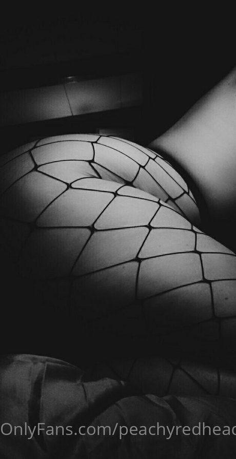 peachyredheadbabe 91 star pornographic galleries