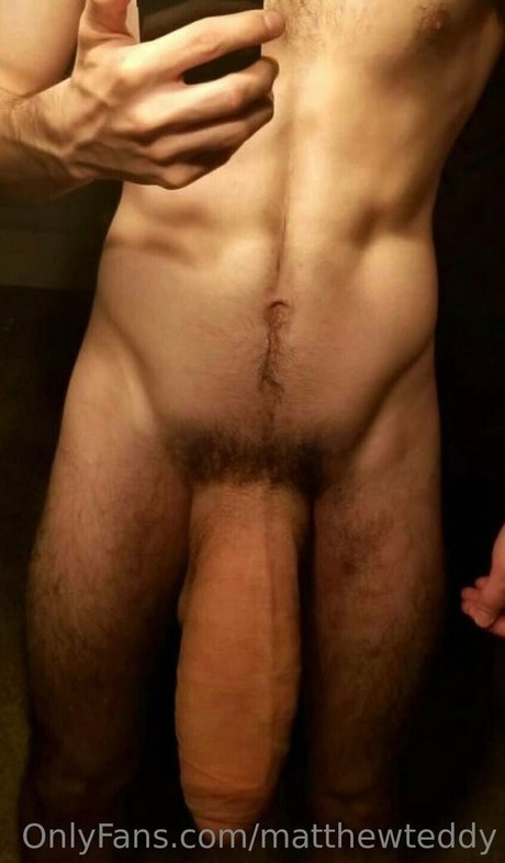 matthewteddy best model picture