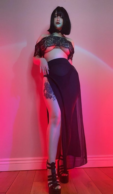 nanaberry model pictures