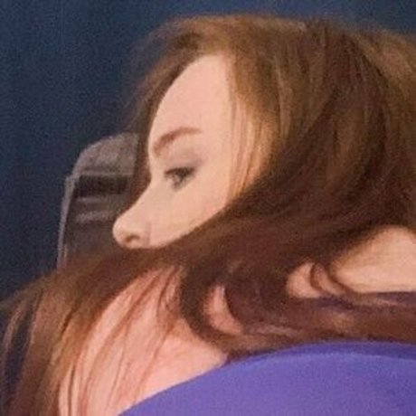 thiccjess420fans hot model picture