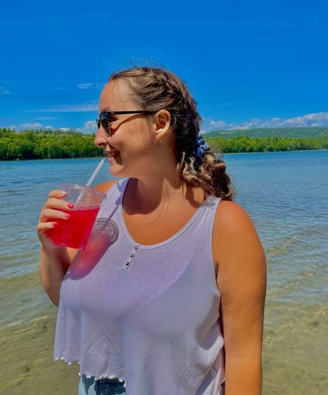 Lexi Thomas model beautiful pictures