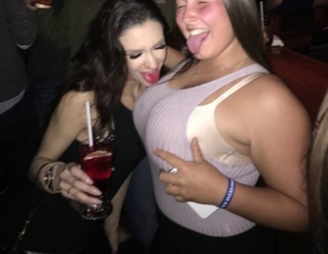 Lexi Thomas Profile pic