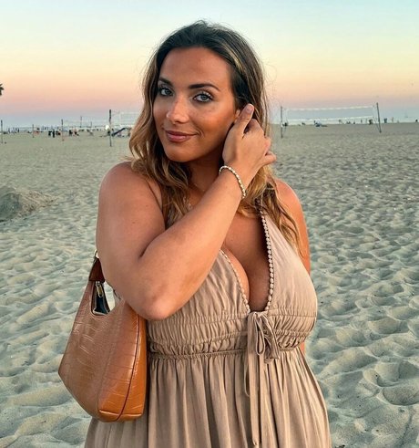 Emily E sexy pornstar archive