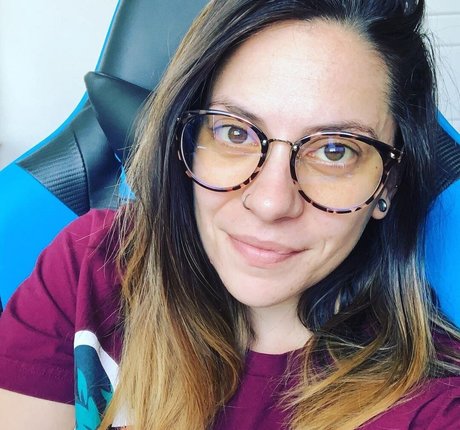 Fitfissy model sexy photo