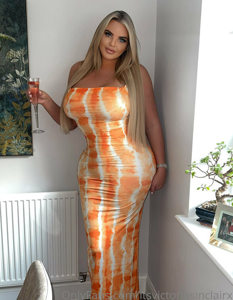 Victoria Sinclair pornographic model photos