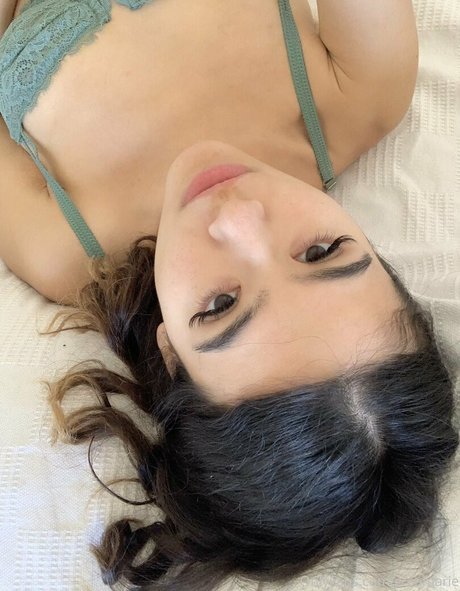 hunnybabyjuno model top pic