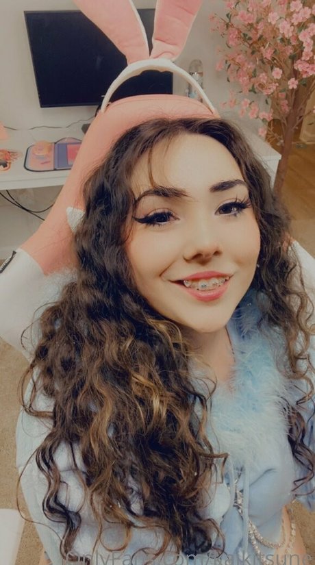 kaikitsune model nice pictures