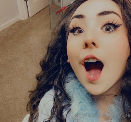 kaikitsune pornstar naked photo