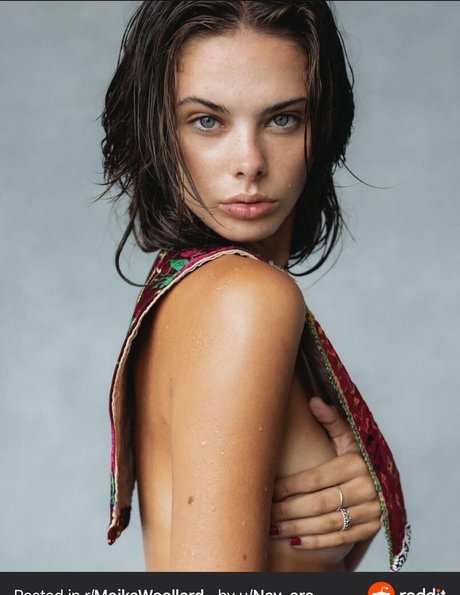 Meika Woollard art star img