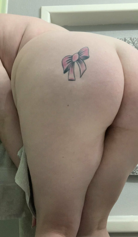 alassska sexy actress pics