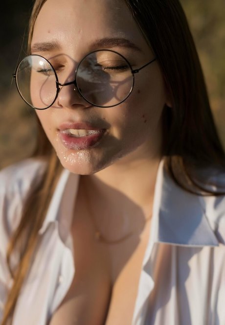 lucylaistner pornstar adult photos