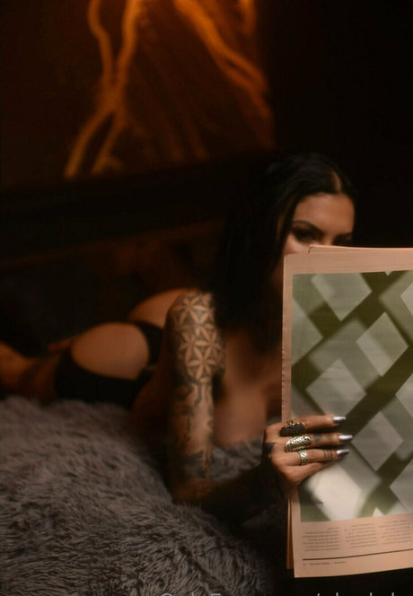 phx hdx adult model galleries