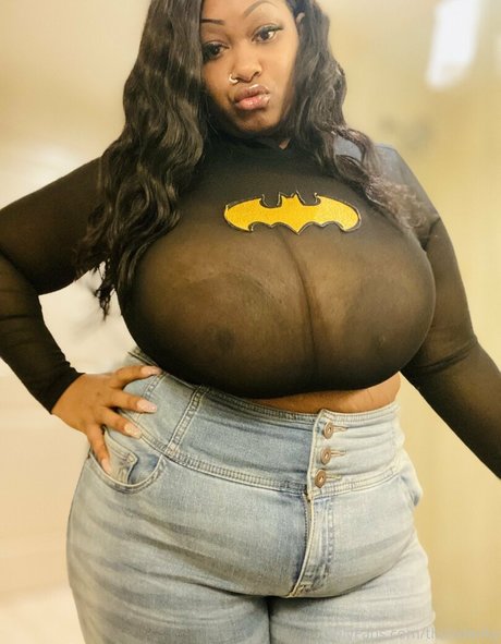 thickdanky star pornographic pictures