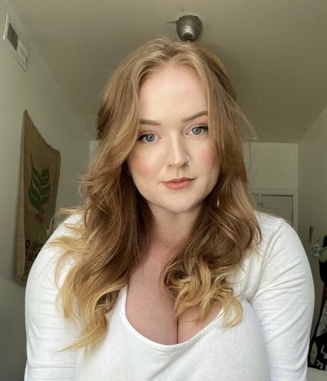 Cayley M xxx pornstar img