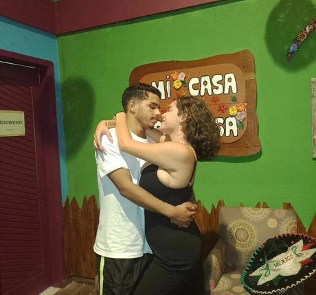 Alice M pornstar pretty pics