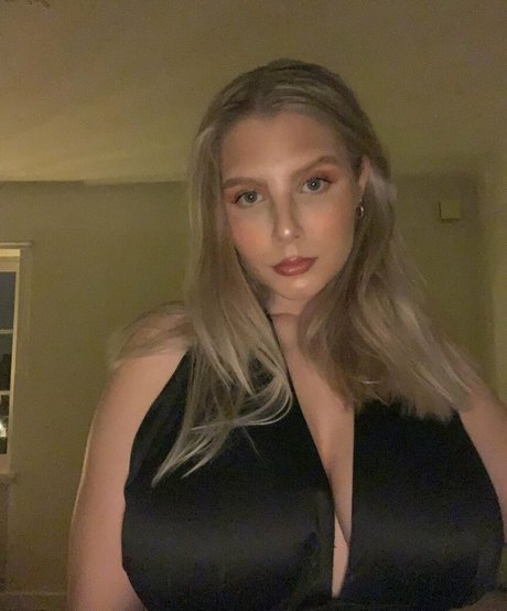 Stina star beautiful picture