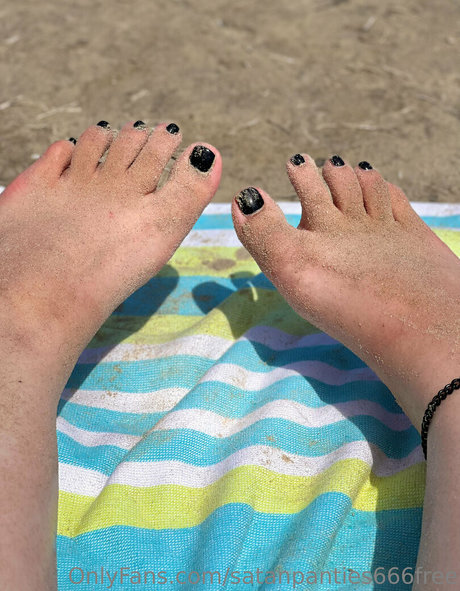 satanpanties666free model nude pics