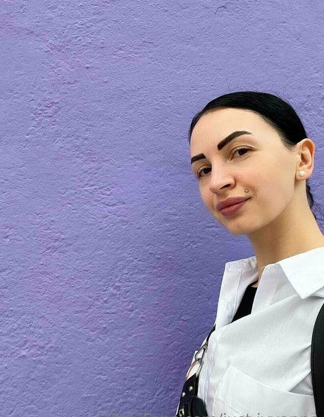 just ivvanna model high quality images