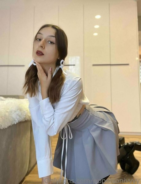 pppoisonivyyy art star img