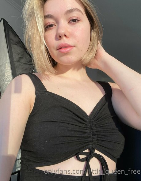 little queen free nude star photo